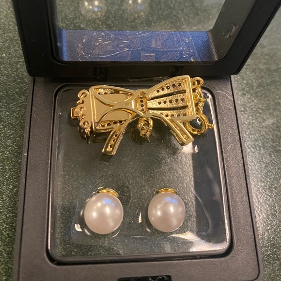 18k gold plated clasped necklace separator, for layering necklaces. - Picture 5 of 6